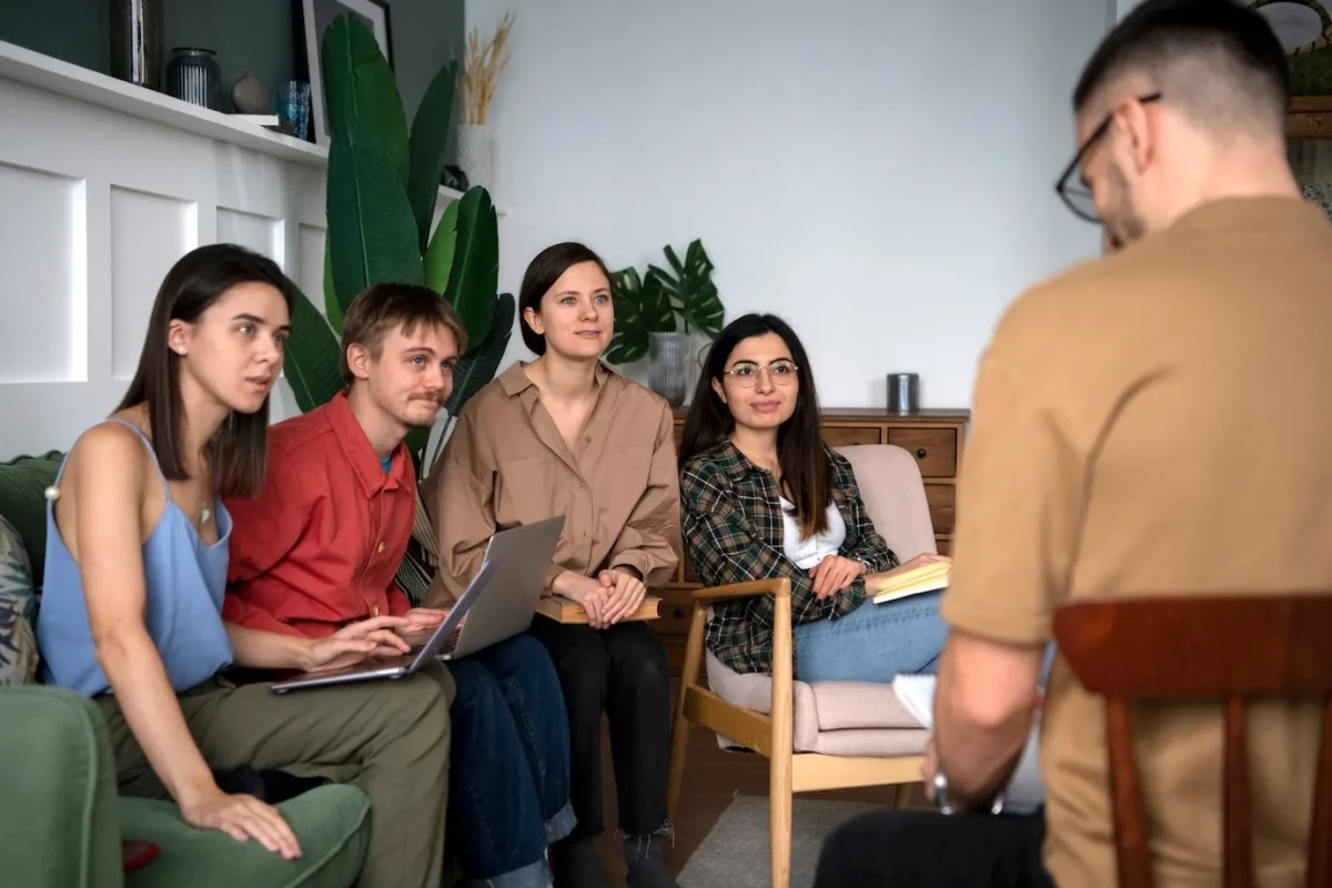 colleagues-participating-study-s